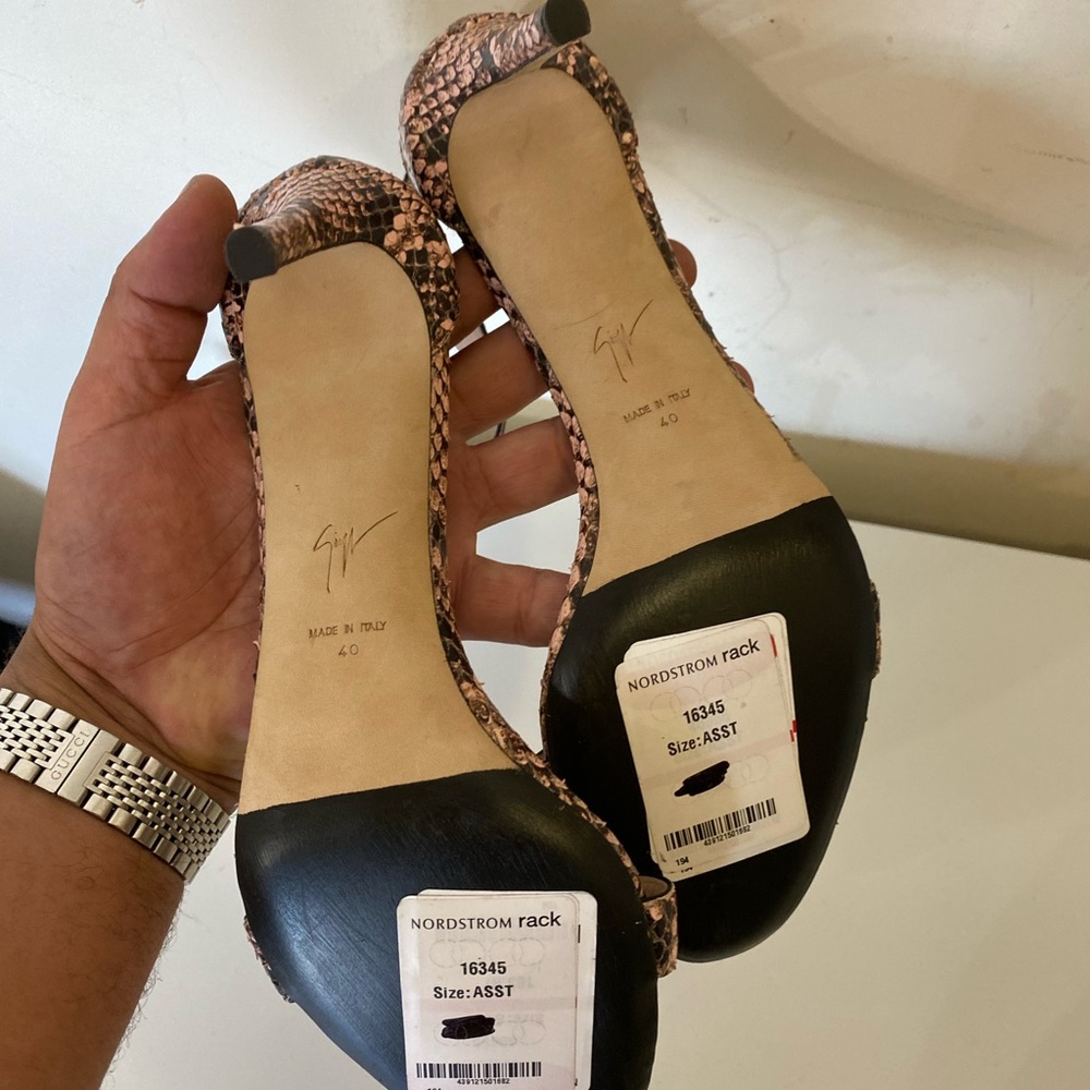 Giuseppe Zanotti Pink Snake Print Sandals - Picture 6 of 10
